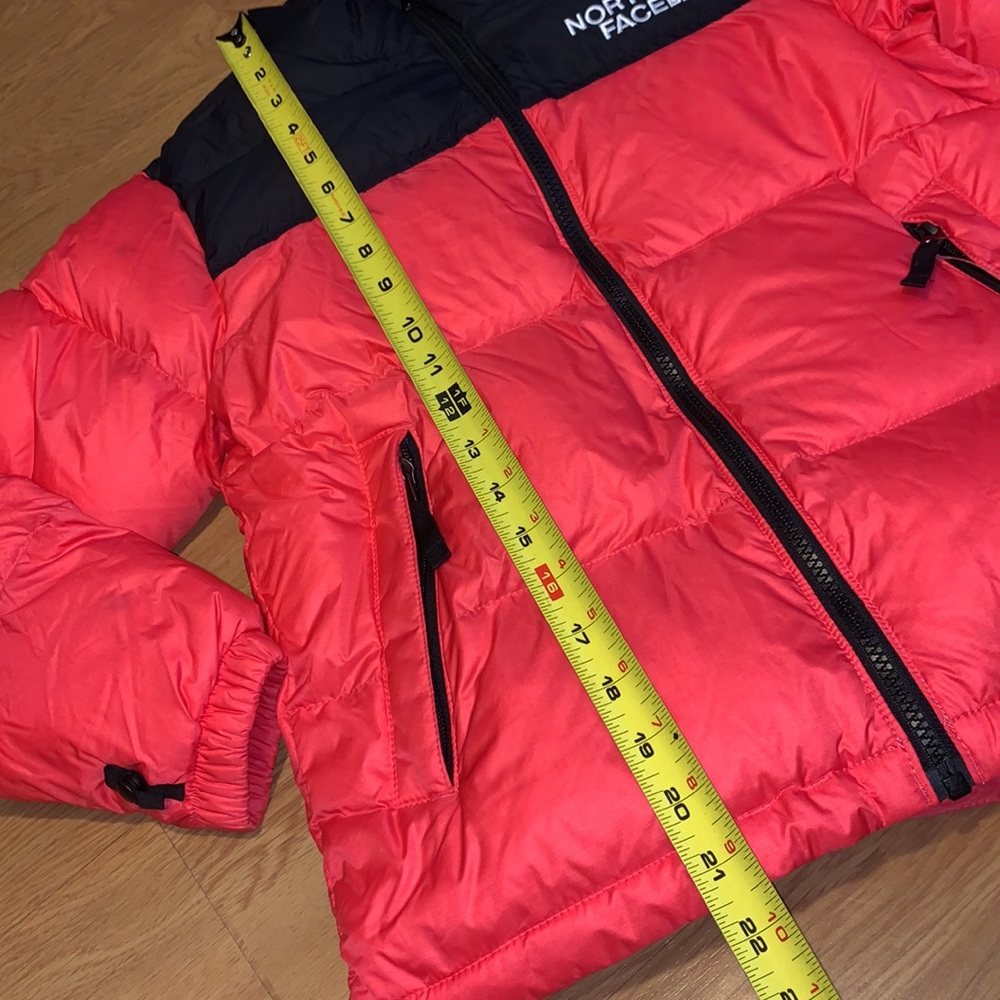 NWT The North Face Retro 1996 Nuptse Jacket - Picture 2 of 14